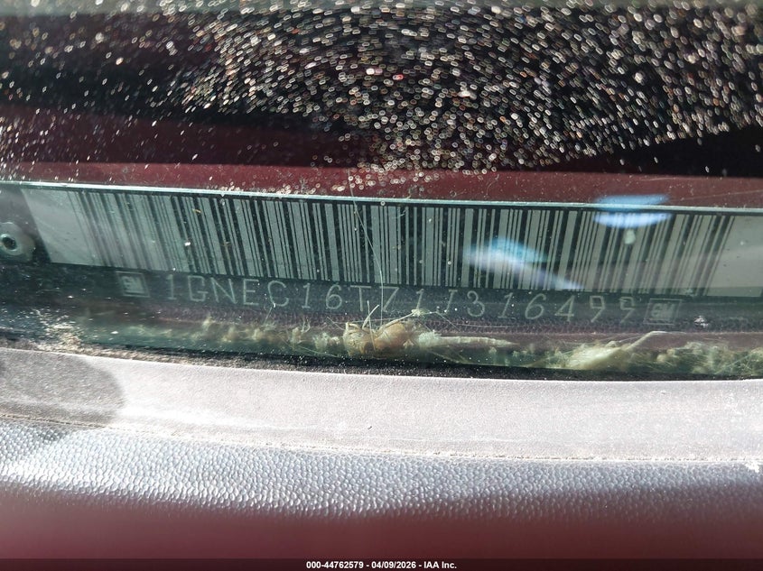 2001 Chevrolet Suburban 1500 Lt VIN: 1GNEC16T71J316499 Lot: 44762579