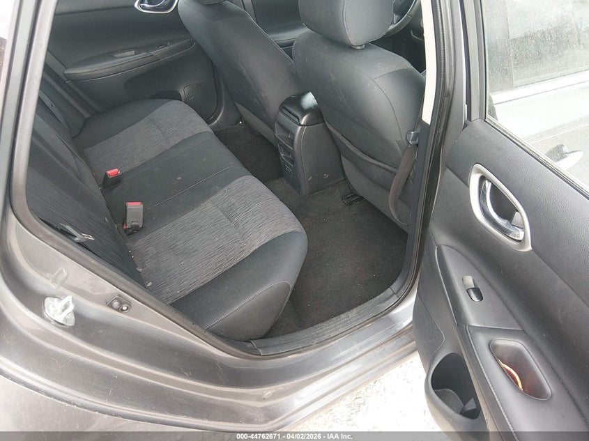 2019 NISSAN SENTRA auction photo 8