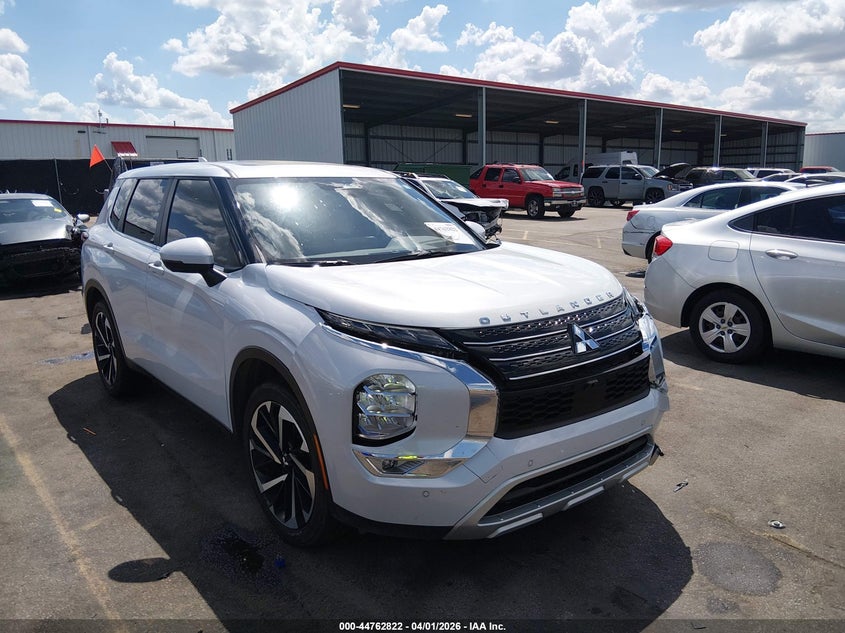 2024 Mitsubishi Outlander