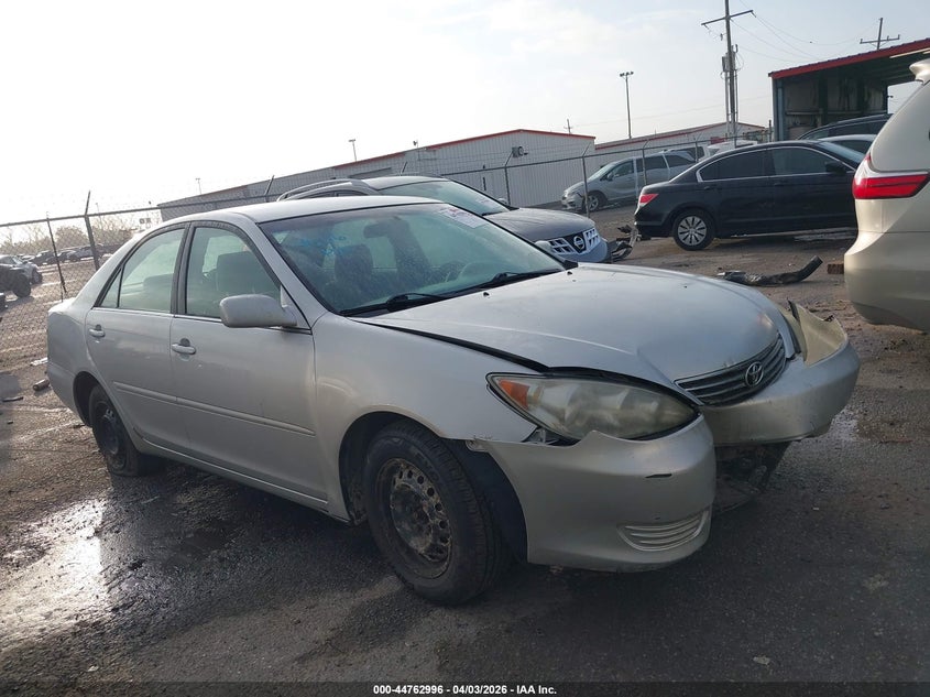 2005 Toyota Camry Le