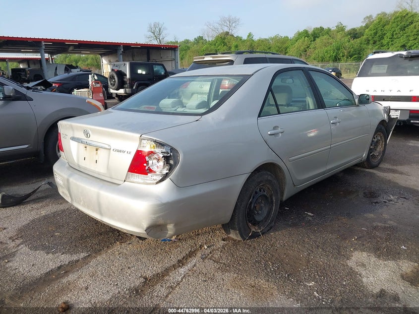 2005 Toyota Camry Le