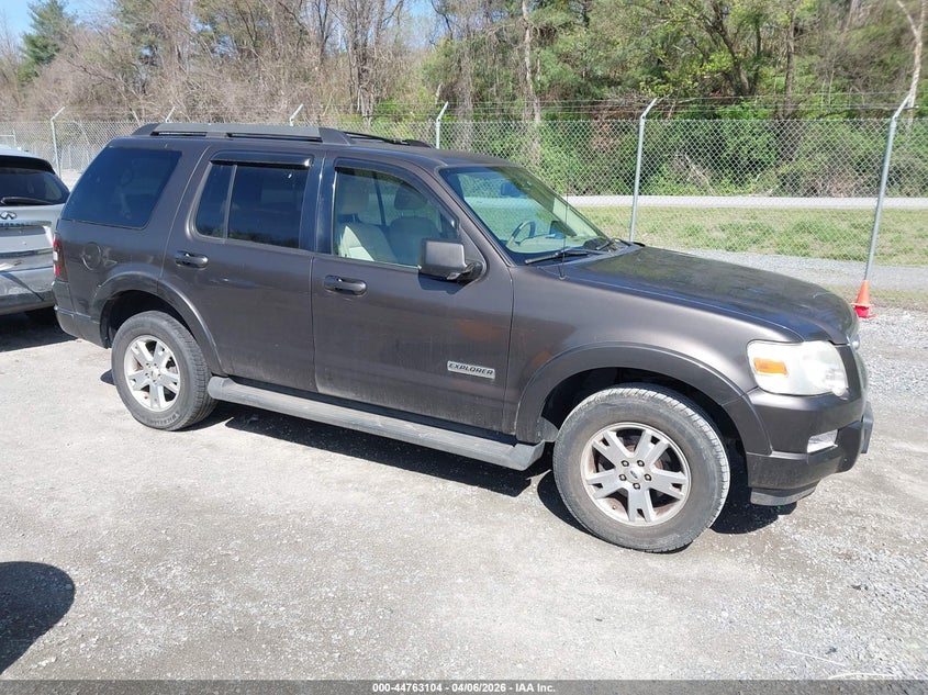 2007 Ford Explorer Xlt