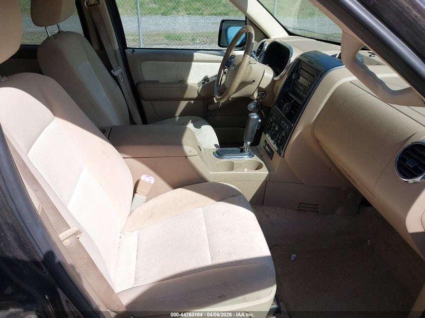 2007 Ford Explorer Xlt