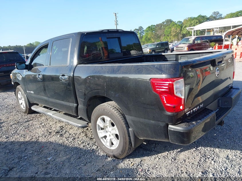 2017 Nissan Titan Sv