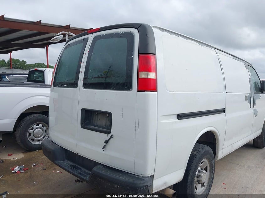 2010 Chevrolet Express 2500 Work Van