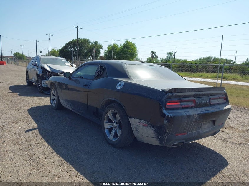 2016 Dodge Challenger Sxt