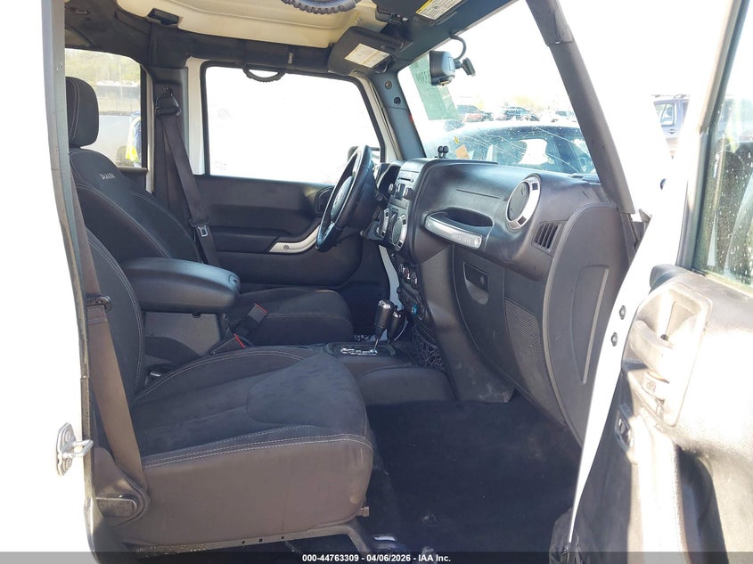 AtlanticExpress - Jeep Wrangler Unlimited