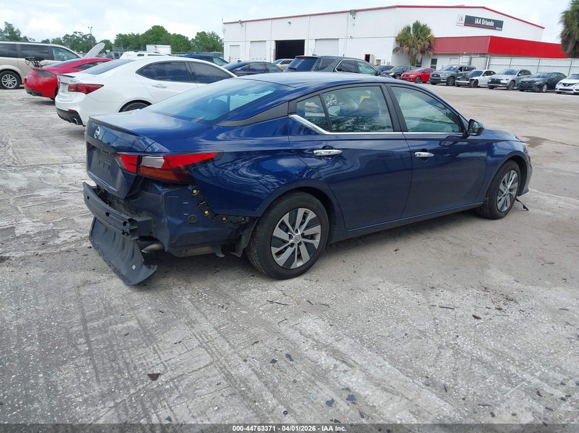 2022 Nissan Altima S