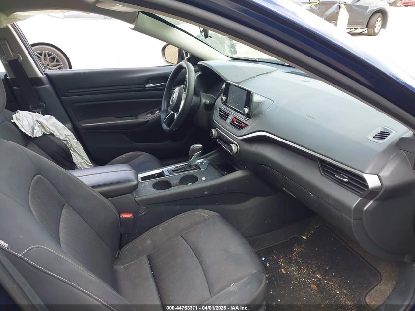 2022 Nissan Altima S