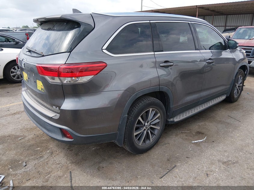 2019 Toyota Highlander Xle