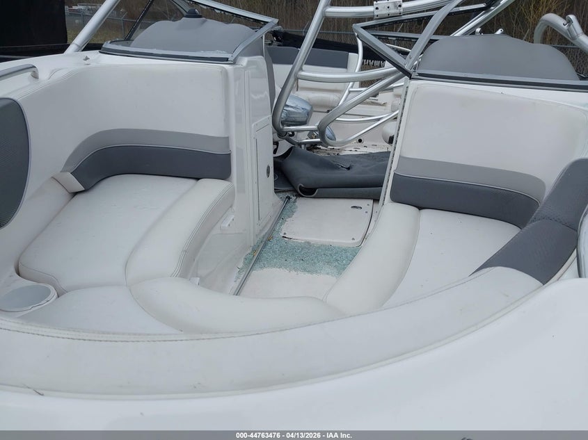 2005 Yamaha Other VIN: YAMCT560F505 Lot: 44763476