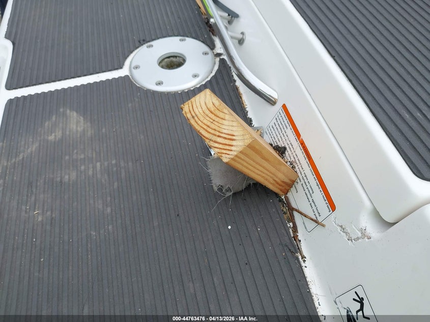 2005 Yamaha Other VIN: YAMCT560F505 Lot: 44763476