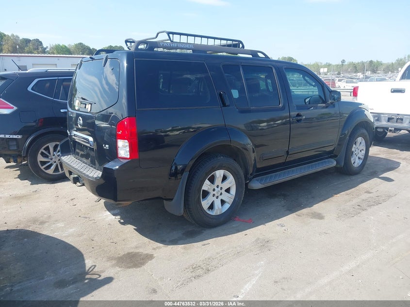 2007 Nissan Pathfinder Le