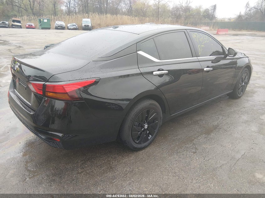 2025 Nissan Altima S Fwd