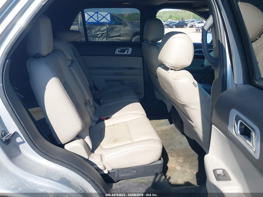 2014 FORD EXPLORER auction photo 8