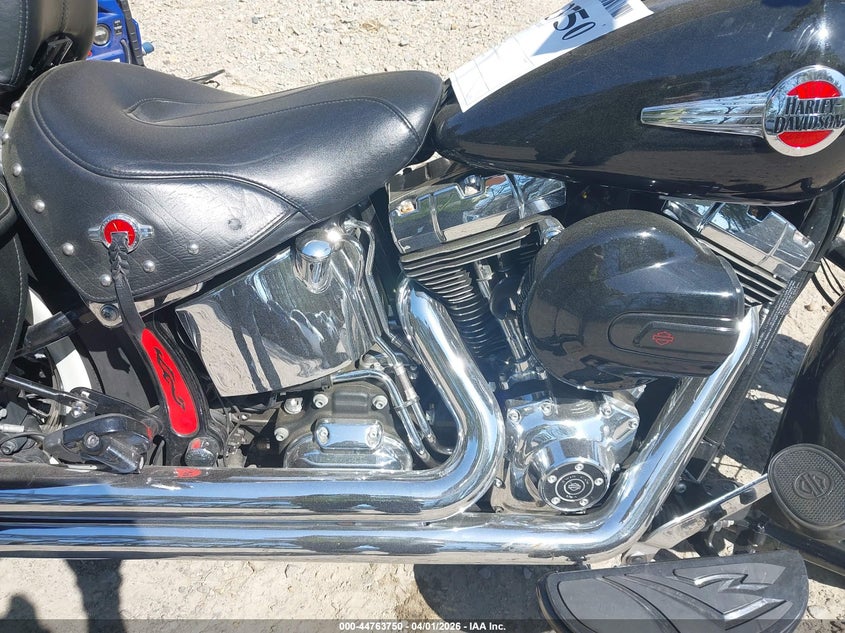 2017 Harley-Davidson Flstc Heritage Softail Classic VIN: 1HD1BWV17HB015340 Lot: 44763750