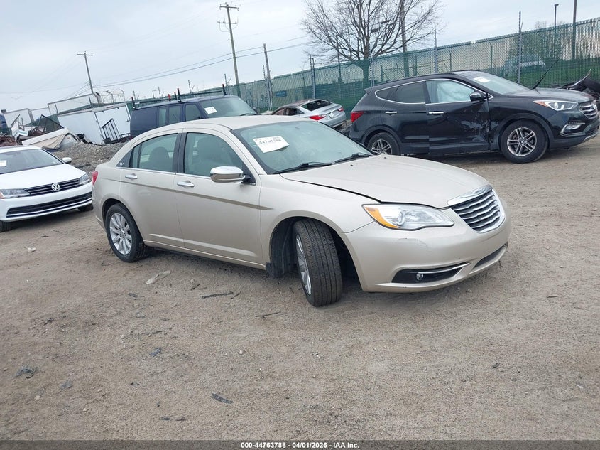 2013 Chrysler 200 Limited