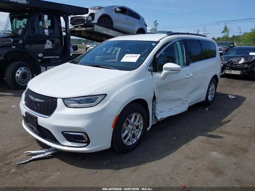 2022 Chrysler Pacifica Touring L