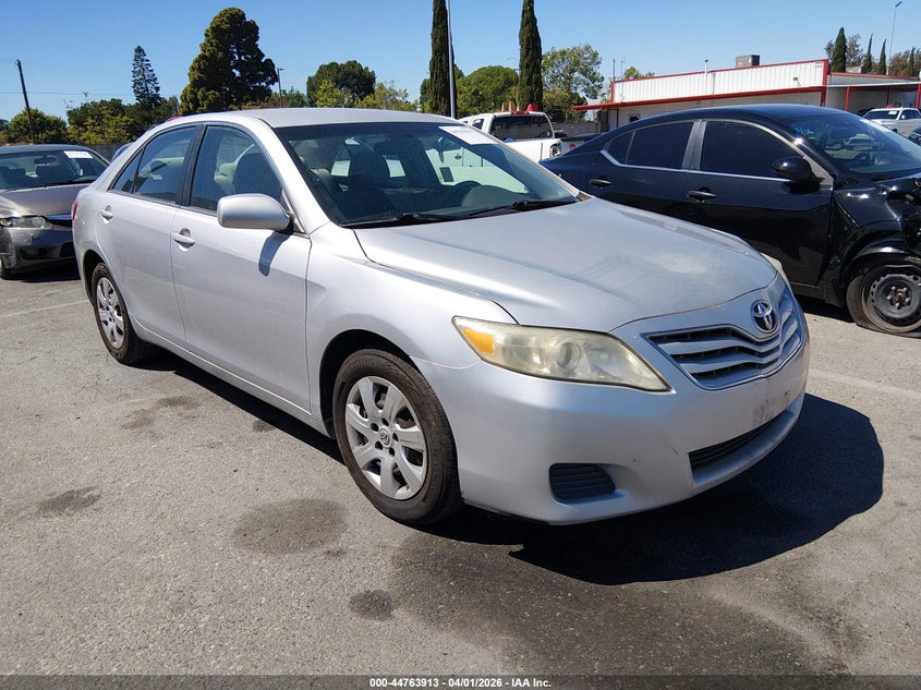 2011 Toyota Camry Le