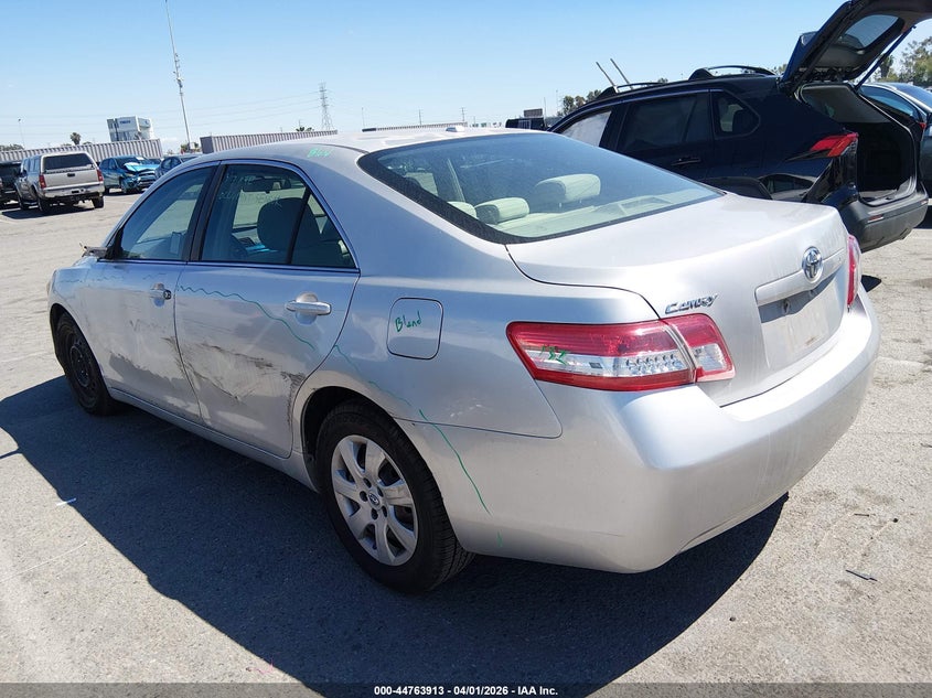 2011 Toyota Camry Le