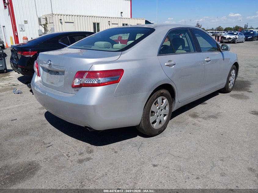 2011 Toyota Camry Le