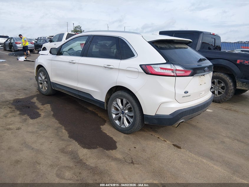 2019 Ford Edge Titanium