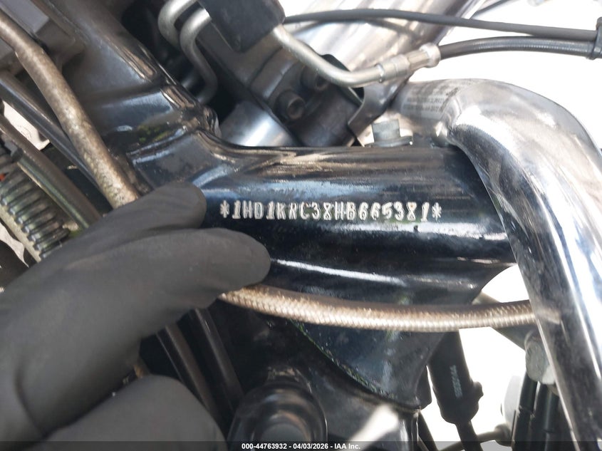 2017 Harley-Davidson Flhxs Street Glide Special VIN: 1HD1KRC38HB665381 Lot: 44763932