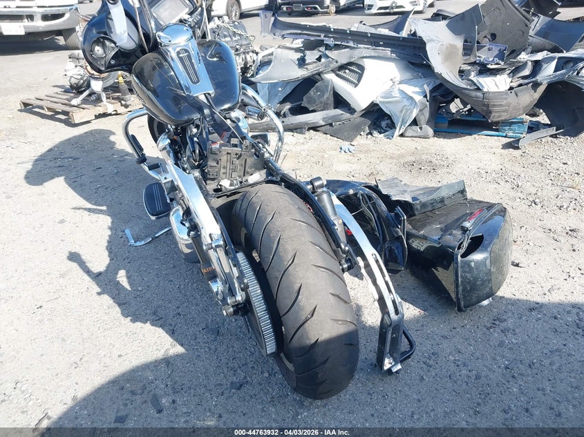 2017 Harley-Davidson Flhxs Street Glide Special VIN: 1HD1KRC38HB665381 Lot: 44763932