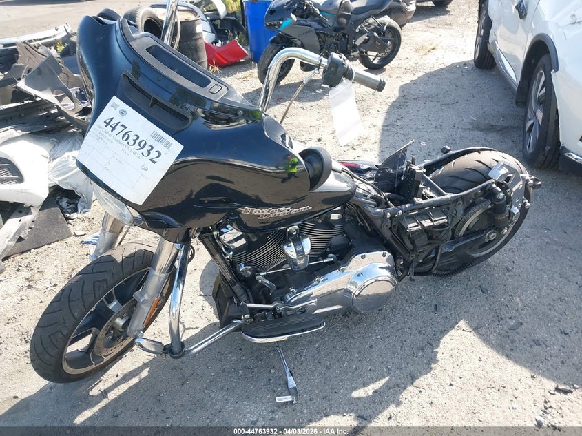 2017 Harley-Davidson Flhxs Street Glide Special VIN: 1HD1KRC38HB665381 Lot: 44763932