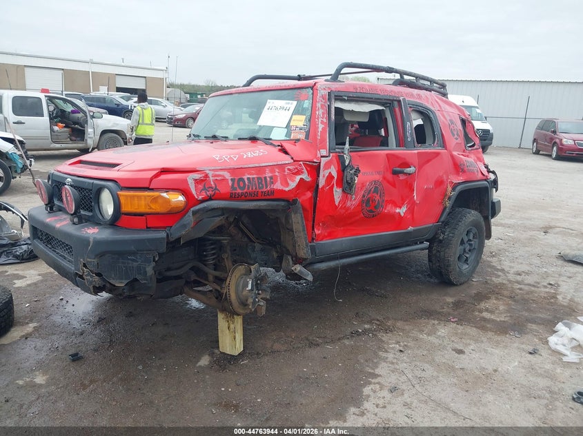 Vin: jtebu4bf5ck128244, lot: 45261148, toyota fj cruiser 20122