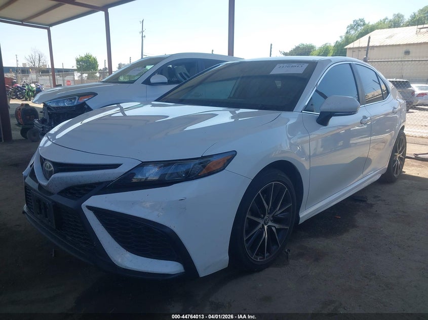 4T1G11AK0NU049602 2022 Toyota Camry Se photo 1