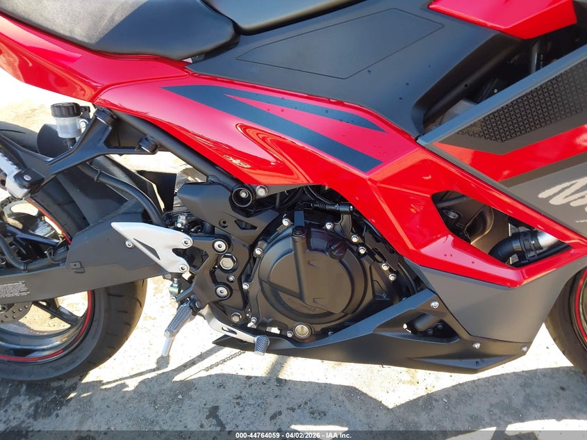 2025 Kawasaki Ex500 VIN: ML5EXGG1XSDA68453 Lot: 44764059