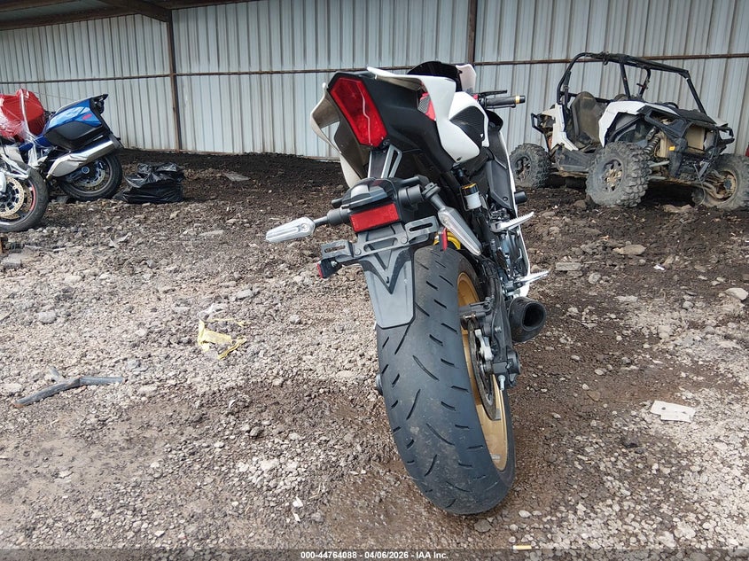 2022 Yamaha Yzfr7 VIN: JYARM38E8NA003528 Lot: 44764088