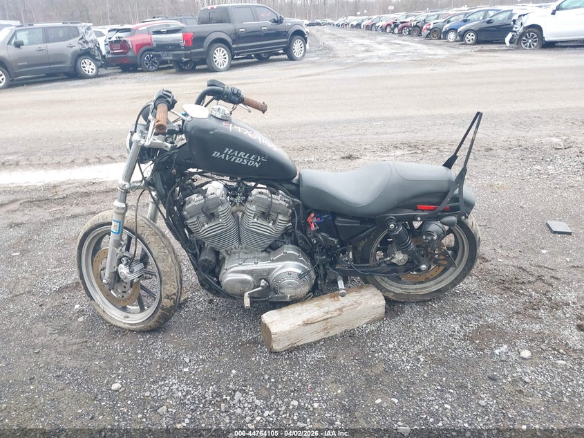 2013 Harley-Davidson Xl883 Superlow VIN: 1HD4CR219DC423584 Lot: 44764105