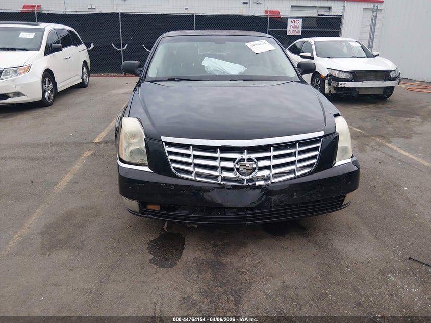 2010 Cadillac Dts Livery VIN: 1G6KR5EY3AU118759 Lot: 44764154