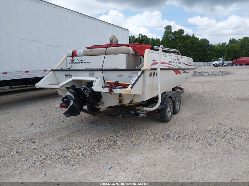 2007 SUNTRACKER 20' auction photo 4