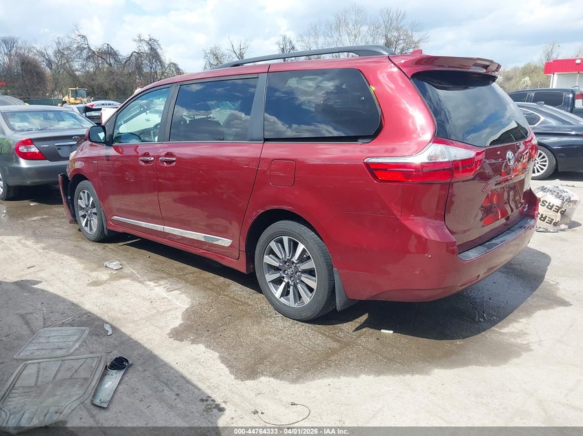 2019 Toyota Sienna Le 7 Passenger