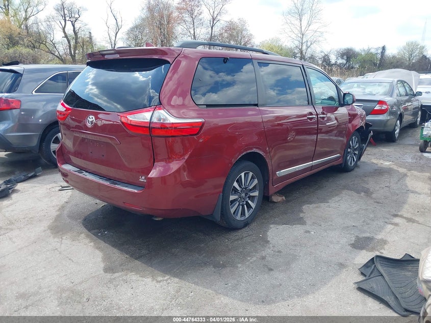 2019 Toyota Sienna Le 7 Passenger