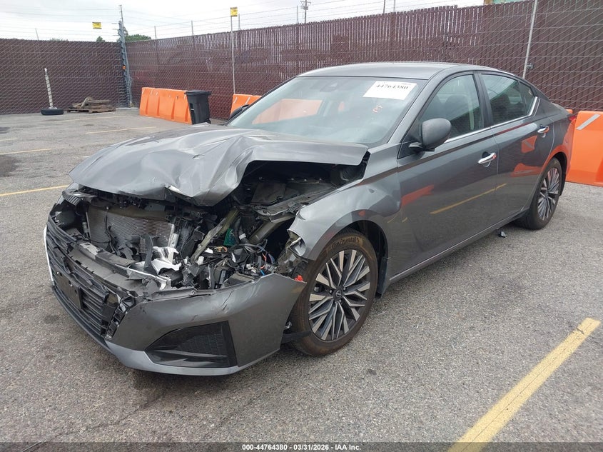 2024 Nissan Altima Sv Fwd