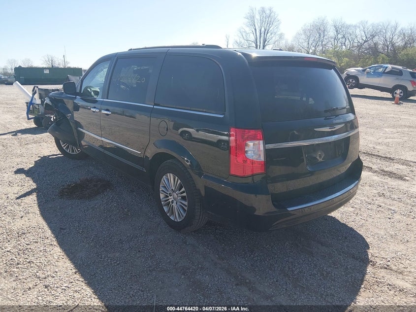 2015 Chrysler Town & Country Touring-L