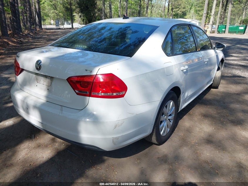 2015 Volkswagen Passat 1.8T Wolfsburg Edition