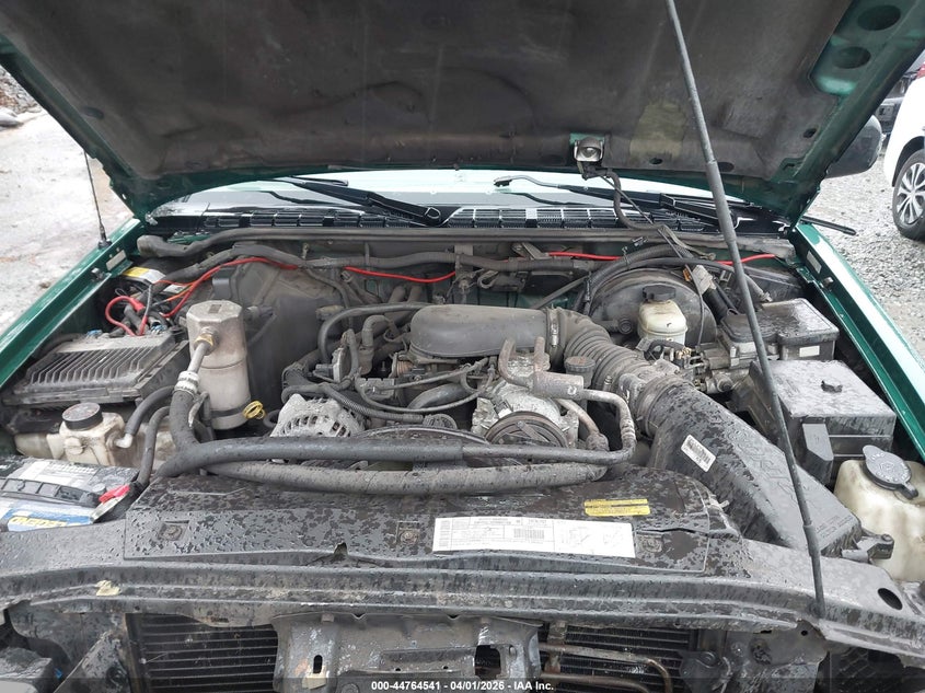 2000 Chevrolet Blazer Lt VIN: 1GNDT13W5Y2347751 Lot: 44764541