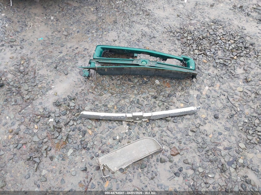 2000 Chevrolet Blazer Lt VIN: 1GNDT13W5Y2347751 Lot: 44764541