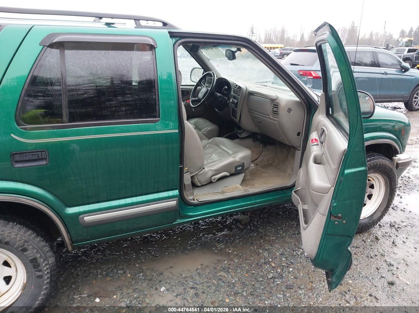 2000 Chevrolet Blazer Lt VIN: 1GNDT13W5Y2347751 Lot: 44764541