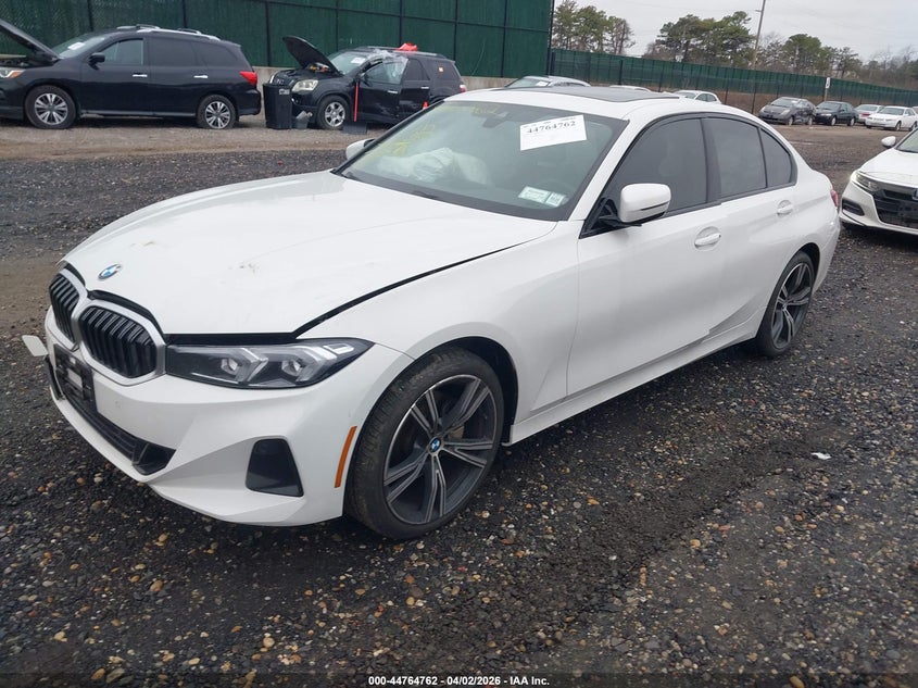 Vin: 3mw89ff0xp8d32236, lot: 45261966, bmw 330i xdrive 20232