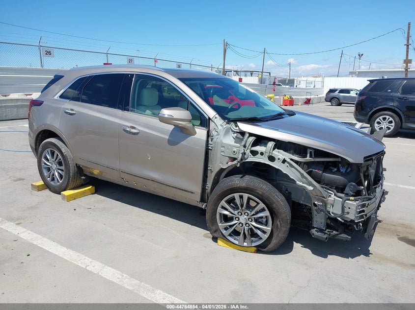 2022 Cadillac Xt5 Fwd Premium Luxury