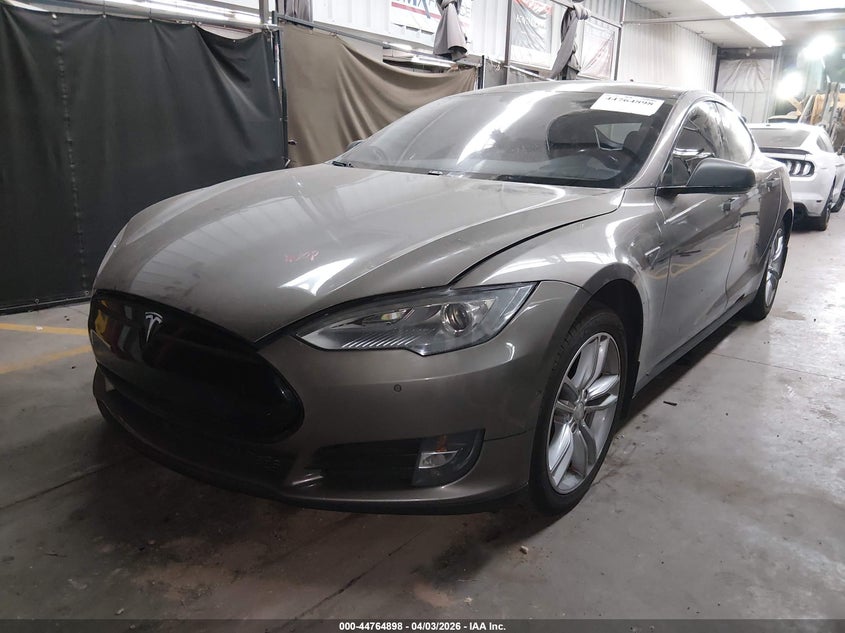 2015 Tesla Model S