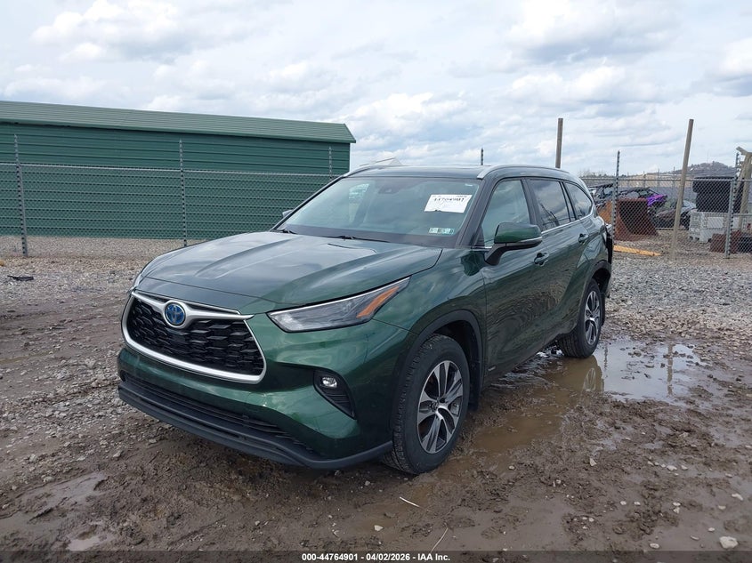 2023 Toyota Highlander Hybrid Xle
