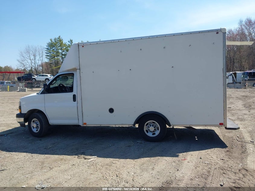 2021 Chevrolet Express Cutaway Work Van VIN: 1GB0GRFP3M1265181 Lot: 44764952