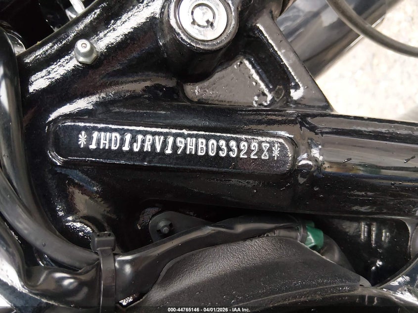 2017 Harley-Davidson Fls Softail Slim VIN: 1HD1JRV19HB033228 Lot: 44765146